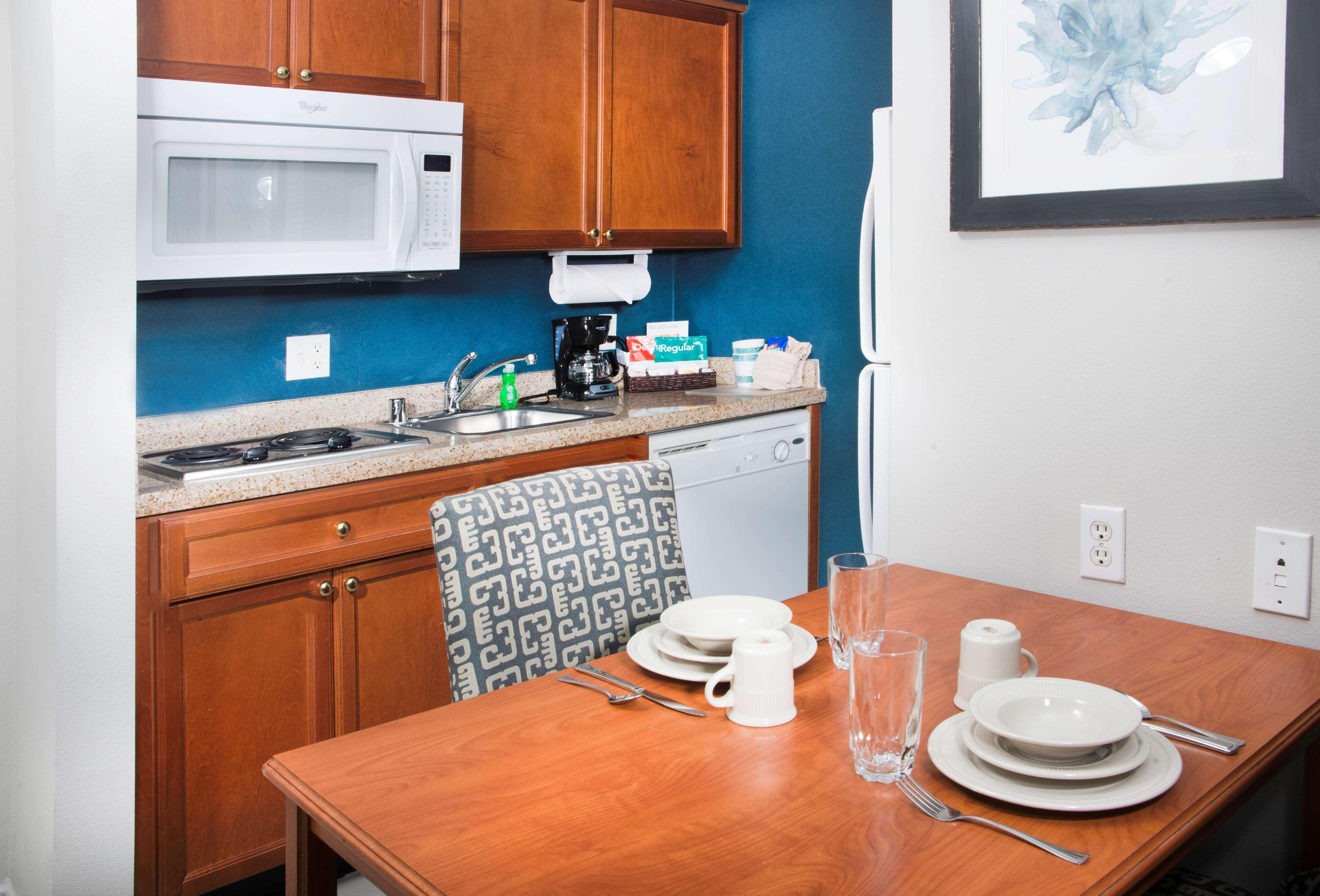 Homewood Suites By Hilton Ontario Rancho Cucamonga Bagian luar foto