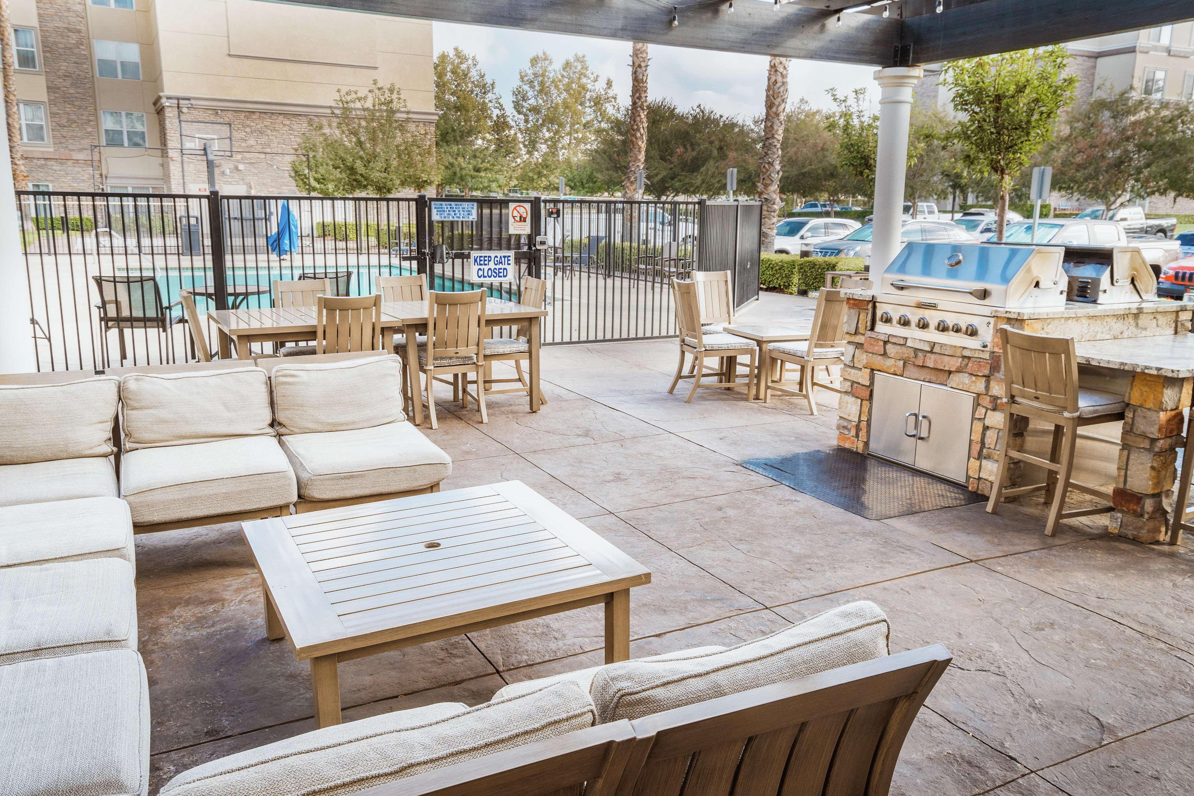 Homewood Suites By Hilton Ontario Rancho Cucamonga Bagian luar foto