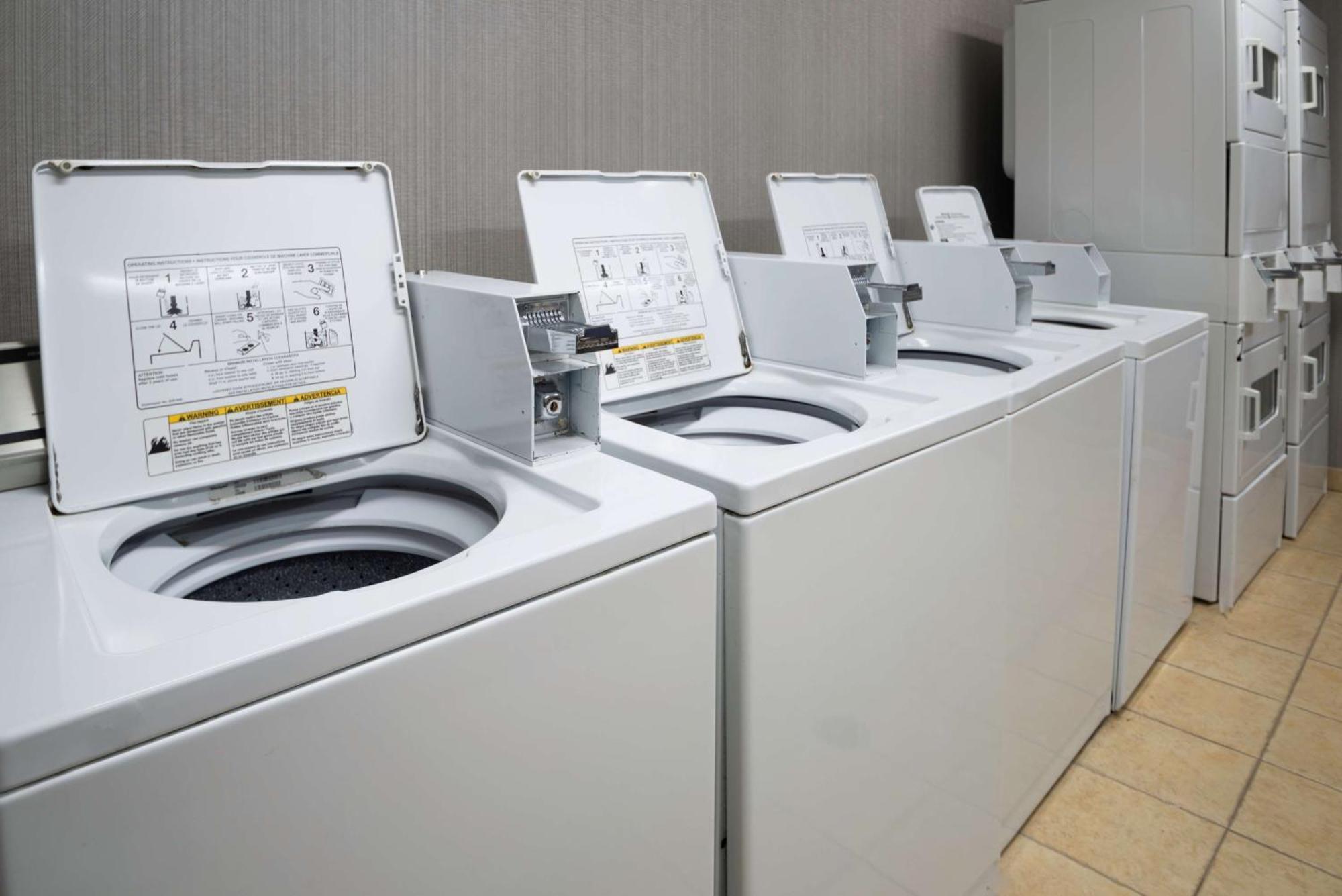 Homewood Suites By Hilton Ontario Rancho Cucamonga Bagian luar foto
