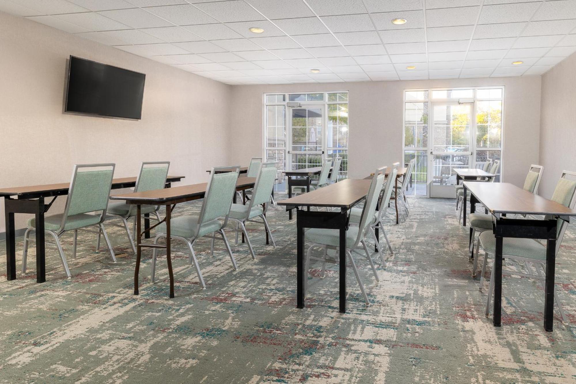 Homewood Suites By Hilton Ontario Rancho Cucamonga Bagian luar foto