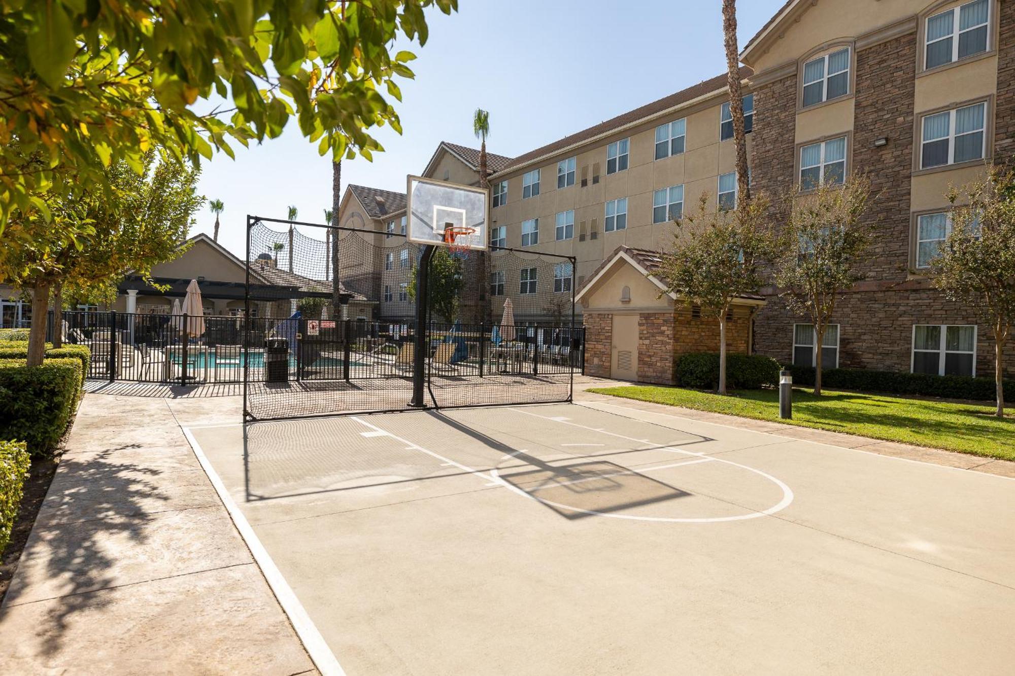 Homewood Suites By Hilton Ontario Rancho Cucamonga Bagian luar foto